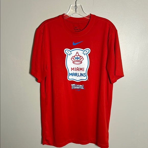 Nike MLB Miami Marlins City Connect Dri-Fit Red T-Shirt Size Medium - Picture 1 of 10